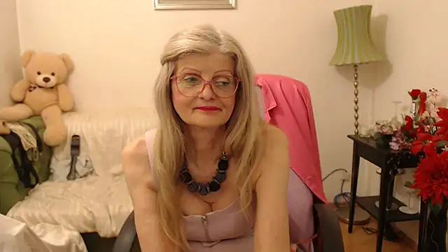 Snapshot of BlairFort chatting on March 2025 11:25:01 PM BlairFort online show from March 2025 11:25:01 PM