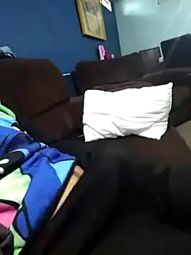 AlexAlejandro13 online show from December 2024 06:44:01 PM