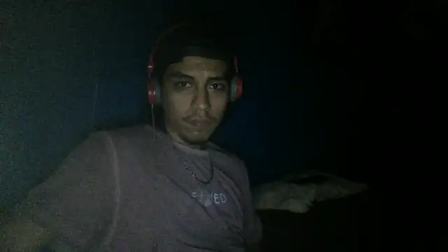 AlexAlejandro13 online show from September 2025 06:17:02 AM