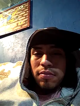 AlexAlejandro13 online show from February 2026 05:22:01 AM