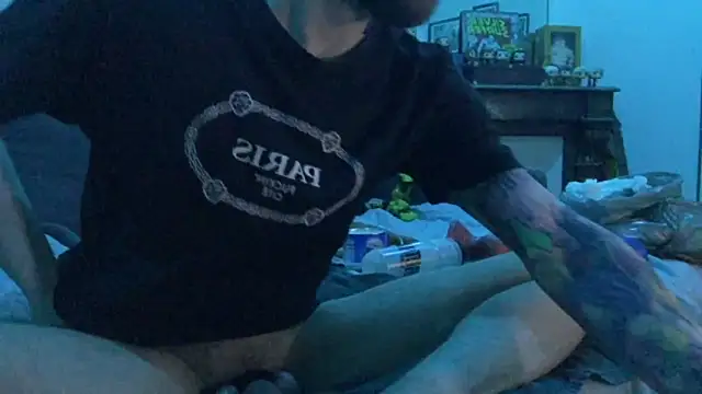 MadArzh online show from December 2024 08:17:02 PM