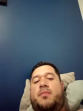 Snapshot of DiegoDuke chatting on December 2025 01:47:01 AM DiegoDuke online show from December 2025 01:47:01 AM
