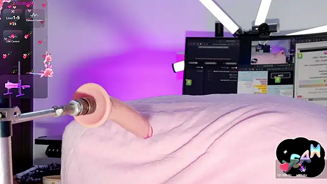 Scarlett-Smile online show from February 2025 11:38:02 PM