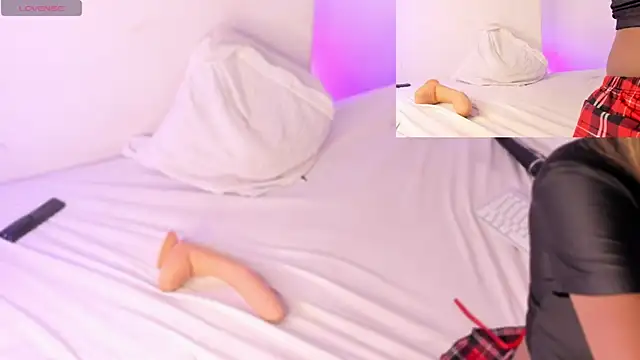 AgathaFoxx online show from February 2025 07:40:01 AM