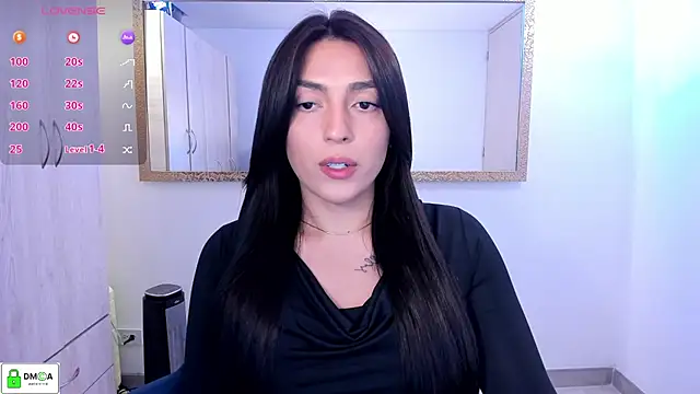 Snapshot of EricaVanderhill chatting on March 2026 11:33:01 PM EricaVanderhill online show from March 2026 11:33:01 PM