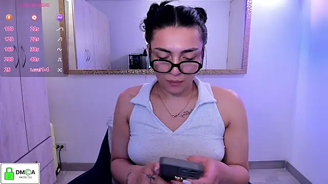 EricaVanderhill online show from May 2026 11:17:02 PM