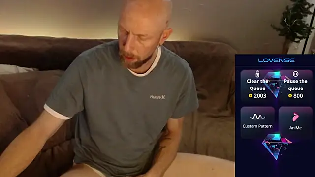 Snapshot of MaxRouger chatting on November 2025 07:19:01 AM MaxRouger online show from November 2025 07:19:01 AM