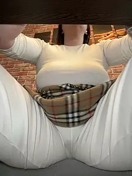 CandyShoopp online show from March 2025 07:48:02 PM