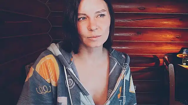 Snapshot of Platina_Fox chatting on March 2026 10:10:01 AM Platina Fox online show from March 2026 10:10:01 AM