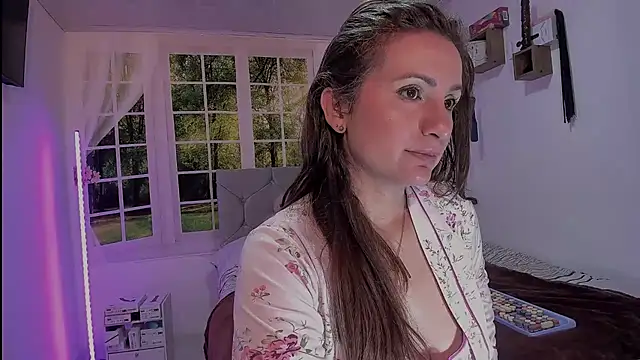 vanessabrown  online show from March 2026 01:33:02 PM