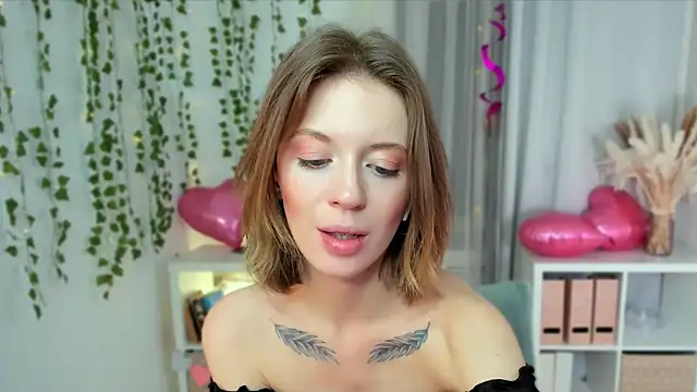 Snapshot of Salme_Sweet chatting on February 2025 03:56:02 AM Salme Sweet online show from February 2025 03:56:02 AM