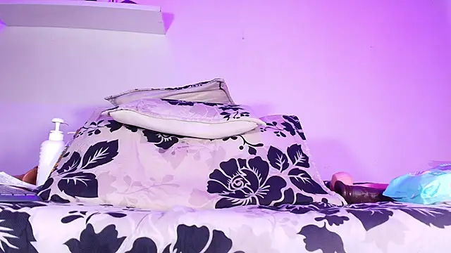 sofi decker online show from January 2025 03:20:01 AM