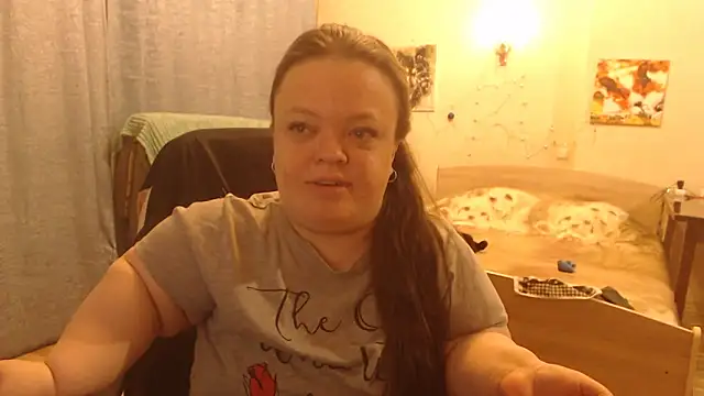 Janiffer MiMi online show from March 2025 08:00:02 PM