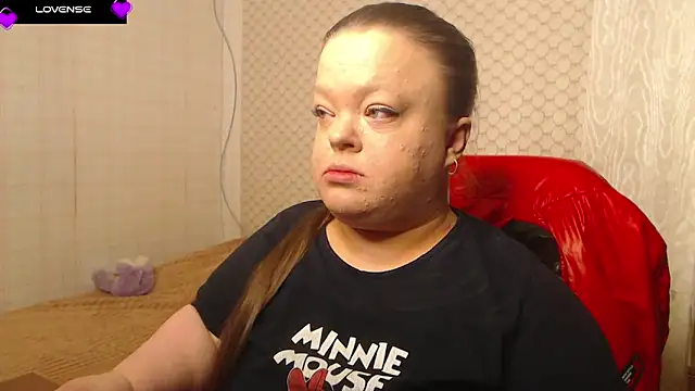 Janiffer MiMi online show from December 2025 05:10:02 PM