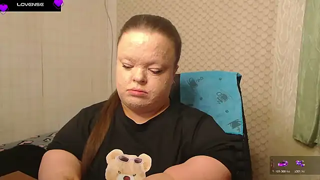 Snapshot of Janiffer_MiMi chatting on April 2026 03:40:02 PM Janiffer MiMi online show from April 2026 03:40:02 PM