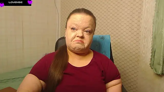 Snapshot of Janiffer_MiMi chatting on April 2026 04:21:01 PM Janiffer MiMi online show from April 2026 04:21:01 PM