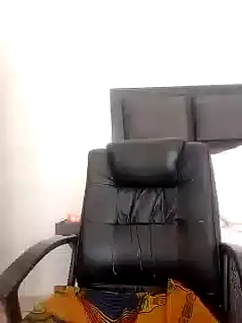 Snapshot of BADFATASS85 chatting on February 2025 08:13:02 AM BADFATASS85 online show from February 2025 08:13:02 AM