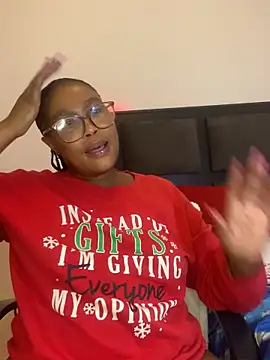 Snapshot of BADFATASS85 chatting on February 2025 02:59:02 AM BADFATASS85 online show from February 2025 02:59:02 AM