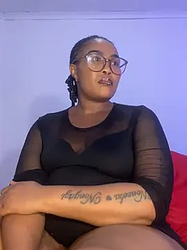 Snapshot of BADFATASS85 chatting on March 2025 11:38:01 PM BADFATASS85 online show from March 2025 11:38:01 PM