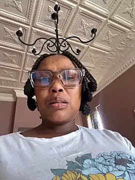 Snapshot of BADFATASS85 chatting on December 2025 11:52:02 AM BADFATASS85 online show from December 2025 11:52:02 AM