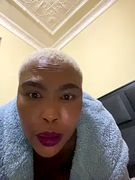 Snapshot of BADFATASS85 chatting on December 2025 07:07:02 PM BADFATASS85 online show from December 2025 07:07:02 PM