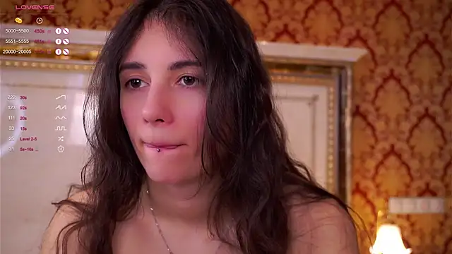 Snapshot of Holla_Molly chatting on February 2025 10:49:01 AM Holla Molly online show from February 2025 10:49:01 AM