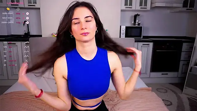 Snapshot of Holla_Molly chatting on February 2025 05:19:02 AM Holla Molly online show from February 2025 05:19:02 AM