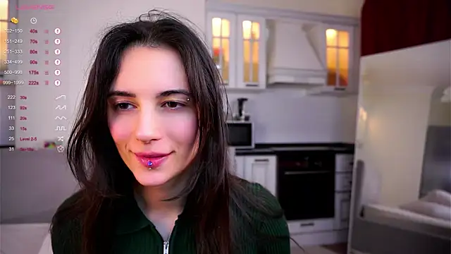 Snapshot of Holla_Molly chatting on February 2025 02:43:02 PM Holla Molly online show from February 2025 02:43:02 PM