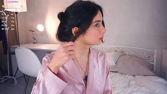 Snapshot of Holla_Molly chatting on March 2025 09:31:02 AM Holla Molly online show from March 2025 09:31:02 AM