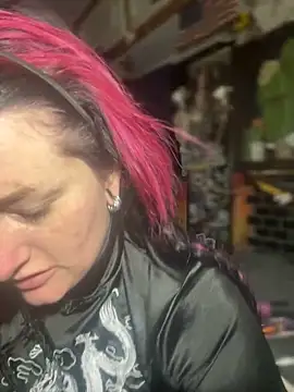 Snapshot of 1-800-FUCKYOU chatting on December 2024 03:43:01 AM 1-800-FUCKYOU online show from December 2024 03:43:01 AM