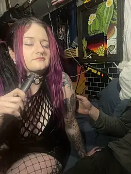 Snapshot of 1-800-FUCKYOU chatting on January 2025 07:46:02 AM 1-800-FUCKYOU online show from January 2025 07:46:02 AM