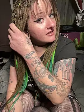 Snapshot of 1-800-FUCKYOU chatting on November 2025 06:15:01 AM 1-800-FUCKYOU online show from November 2025 06:15:01 AM