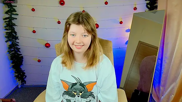 Snapshot of Vivian_cutie chatting on December 2024 03:37:01 PM Vivian cutie online show from December 2024 03:37:01 PM