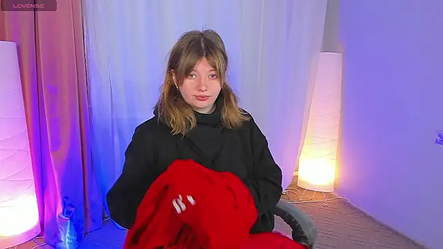 Snapshot of Vivian_cutie chatting on January 2025 10:34:02 AM Vivian cutie online show from January 2025 10:34:02 AM