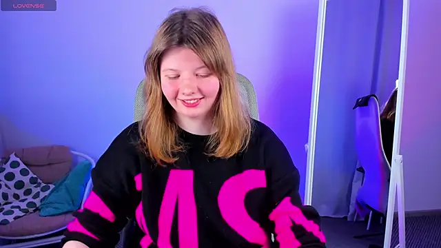 Snapshot of Vivian_cutie chatting on January 2025 03:46:01 PM Vivian cutie online show from January 2025 03:46:01 PM