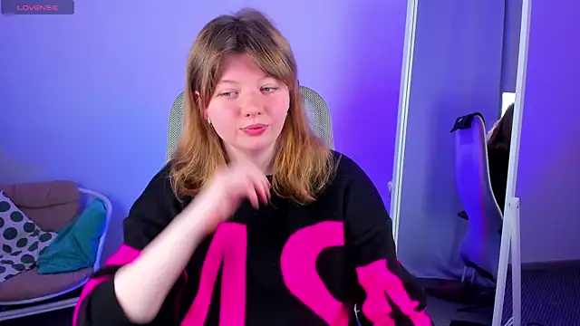 Snapshot of Vivian_cutie chatting on January 2025 10:28:01 AM Vivian cutie online show from January 2025 10:28:01 AM