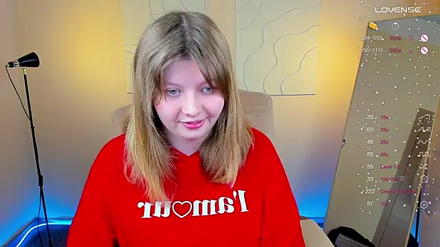 Snapshot of Vivian_cutie chatting on January 2025 03:34:02 PM Vivian cutie online show from January 2025 03:34:02 PM