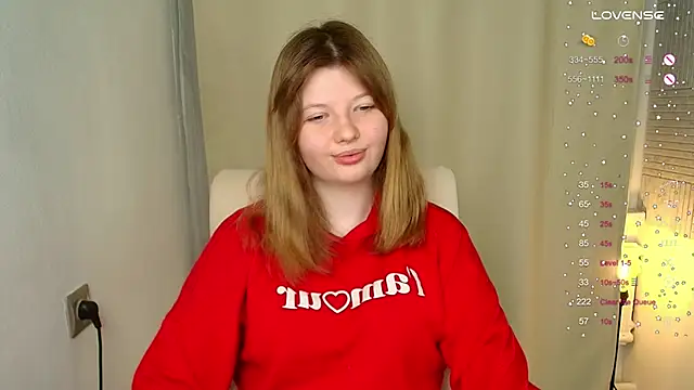 Snapshot of Vivian_cutie chatting on February 2025 04:54:02 PM Vivian cutie online show from February 2025 04:54:02 PM