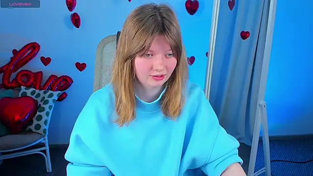 Snapshot of Vivian_cutie chatting on February 2025 11:49:01 AM Vivian cutie online show from February 2025 11:49:01 AM