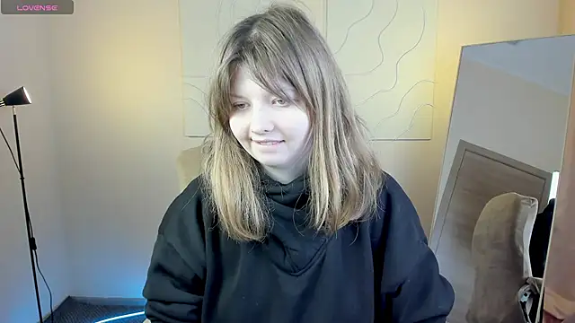 Snapshot of Vivian_cutie chatting on February 2025 10:28:02 AM Vivian cutie online show from February 2025 10:28:02 AM