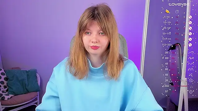 Snapshot of Vivian_cutie chatting on March 2025 10:35:01 AM Vivian cutie online show from March 2025 10:35:01 AM