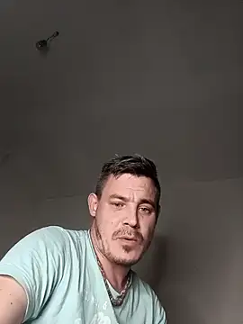 Snapshot of Ivanekkral chatting on February 2026 08:02:01 PM Ivanekkral online show from February 2026 08:02:01 PM