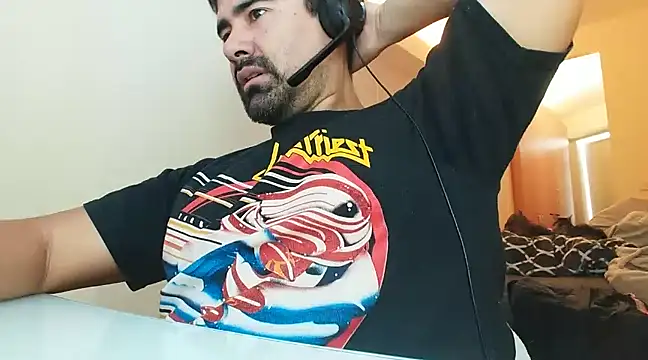 Snapshot of VonDoomdelToro chatting on February 2025 06:27:02 PM VonDoomdelToro online show from February 2025 06:27:02 PM