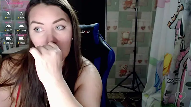 Snapshot of Korolek12 chatting on February 2025 03:52:02 PM Korolek12 online show from February 2025 03:52:02 PM