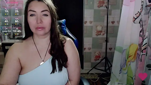 Snapshot of Korolek12 chatting on February 2025 02:04:02 PM Korolek12 online show from February 2025 02:04:02 PM