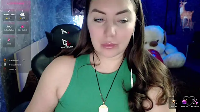 Snapshot of Korolek12 chatting on February 2025 03:32:01 PM Korolek12 online show from February 2025 03:32:01 PM