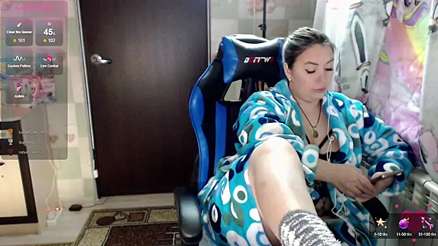 Snapshot of Korolek12 chatting on March 2025 06:40:02 PM Korolek12 online show from March 2025 06:40:02 PM