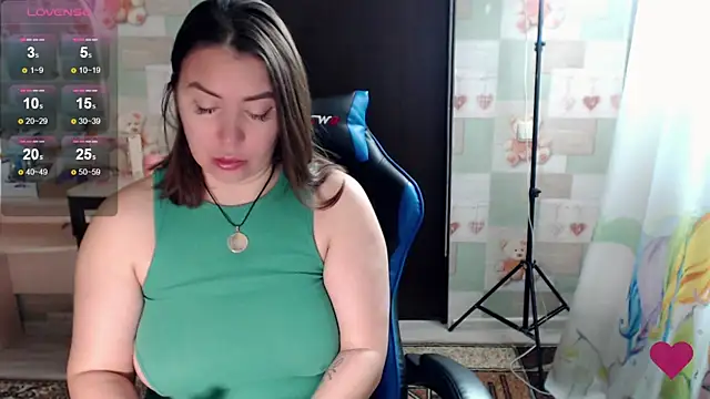 Snapshot of Korolek12 chatting on October 2025 04:46:02 AM Korolek12 online show from October 2025 04:46:02 AM