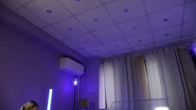 Snapshot of mandypeas chatting on January 2025 09:13:01 AM mandypeas online show from January 2025 09:13:01 AM