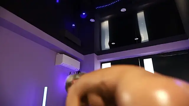 Snapshot of mandypeas chatting on March 2025 09:25:02 AM mandypeas online show from March 2025 09:25:02 AM